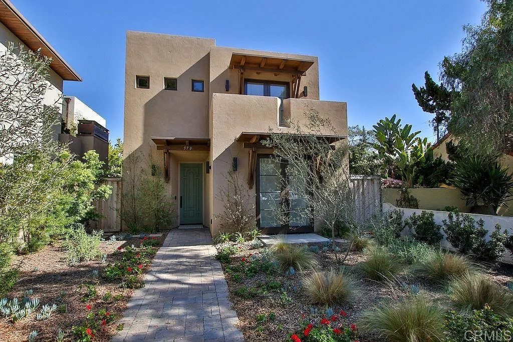 3 bed, 1800 sqft, $9,000 — Photo 2