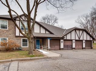 1977 Gold Trl #A, Eagan, MN 55122