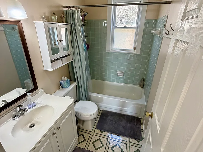 4368 Eastern Ave — Photo 9