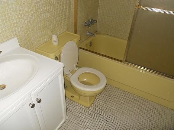 2nd image of 1732 Meridian Ave APT 602