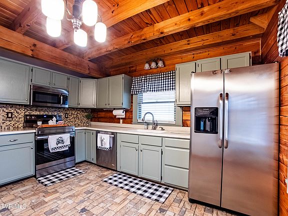 15th image of this home