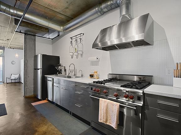 5th image of 66 Bell St #4L