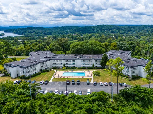 5709 Lyons View Pike APT 1311, Knoxville, TN 37919