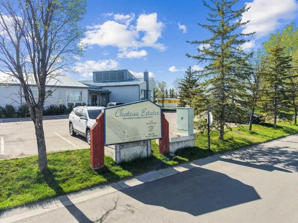 1101 84th St NE #300, Calgary, AB T2A 7X2