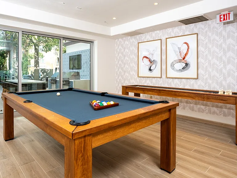 Paladia Luxury Apartments — Photo 21