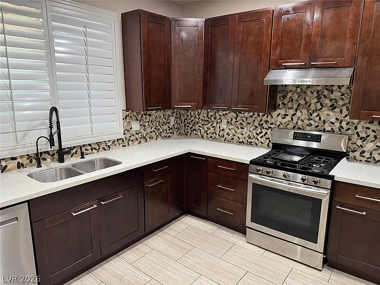 9494 Green Vineyard Ave — Photo 10