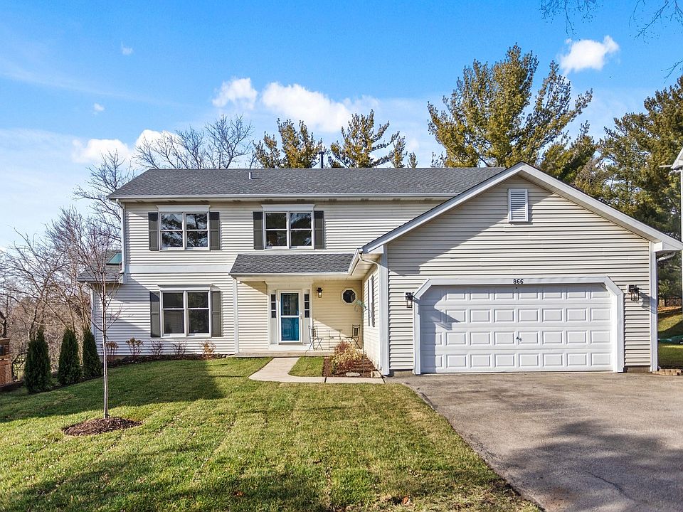 1st image of 866 Pine Hill Dr