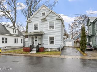 10 Elizabeth St, Glens Falls, NY 12801