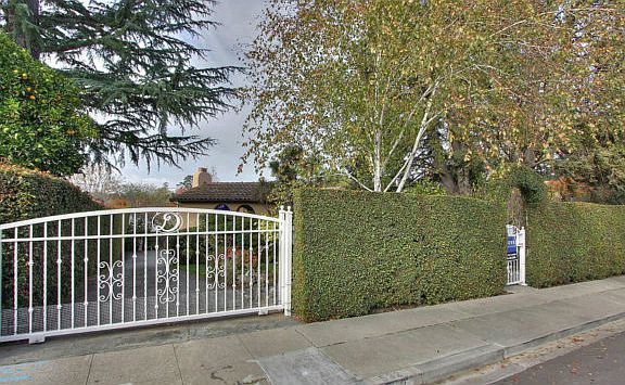 3rd image of 532 Parrott Dr