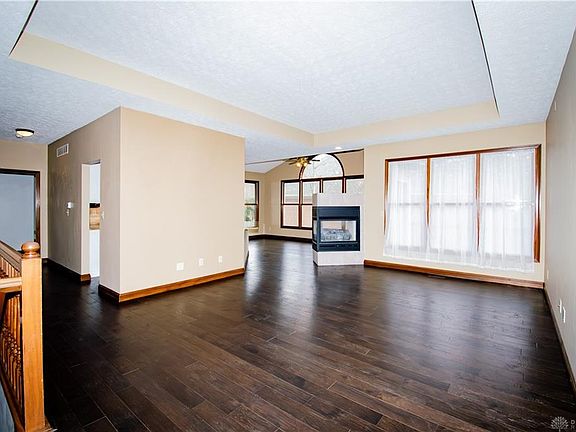 3rd image of 2719 Sycamore Ridge Ct