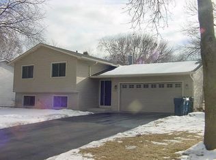 9685 98th Pl N, Maple Grove, MN 55369