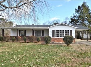 2455 Walt Arney Rd, Lenoir, NC 28645