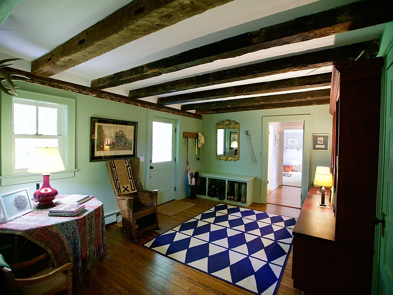 23 N Midway Rd — Photo 3