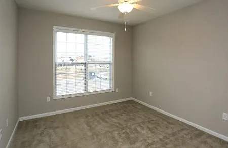The Aspen Apartments — Photo 17