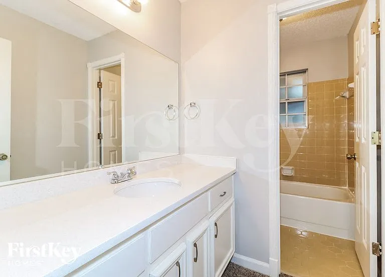 7675 Charstone Dr — Photo 14