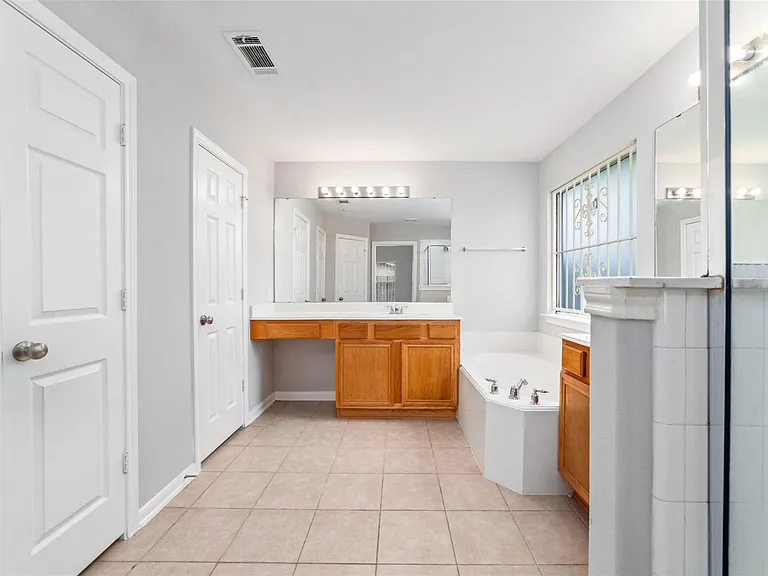 13206 Rustic Garden Dr — Photo 14