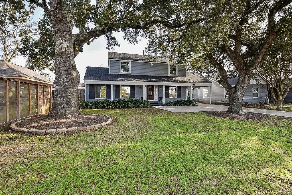 2 bed, 1.5 bath, 1992 sqft, $1,895 — Photo 3