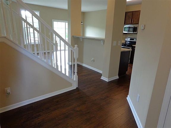 2nd image of 1681 Tailmore Ln
