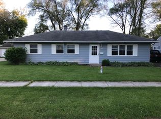 1302 Beech St, Valparaiso, IN 46383
