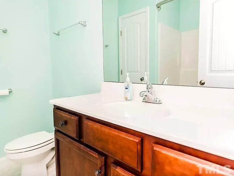42 Millbrook Dr #42 — Photo 5