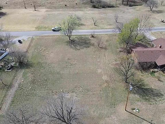 4th image of N Hilltop Rd