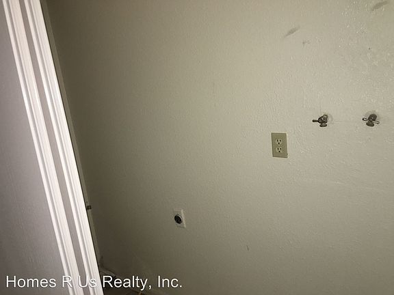3rd image of 223 Monterey St APT B