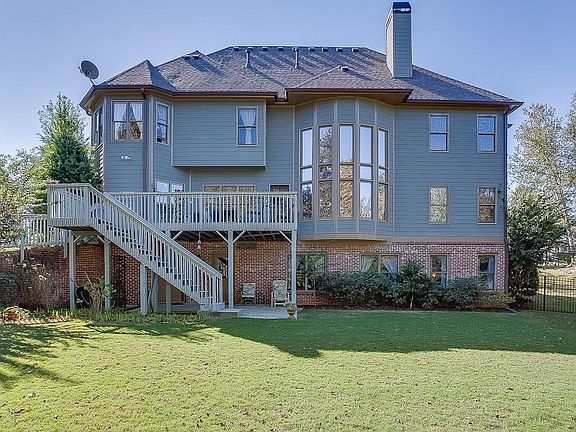 2nd image of 2462 Floral Valley Dr