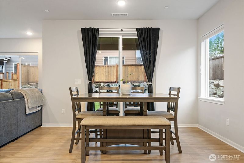 3rd image of 4597 Hibiscus Circle SW