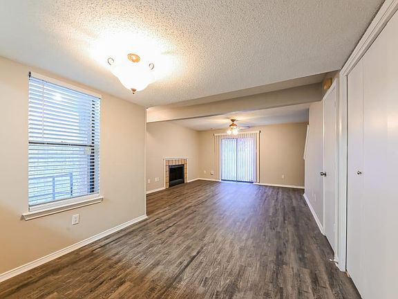 3rd image of 1538 Sunrise Ln