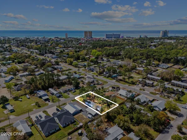 8614 Houston St, Panama City Beach, FL 32408