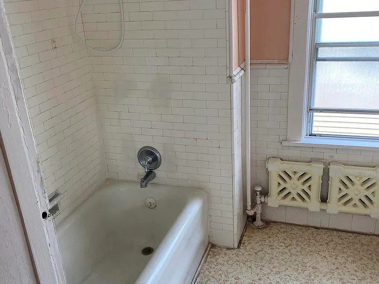 5 N Bartram Ave #B — Photo 17
