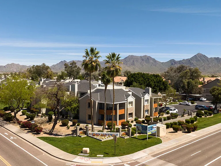 92Forty Scottsdale — Photo 16