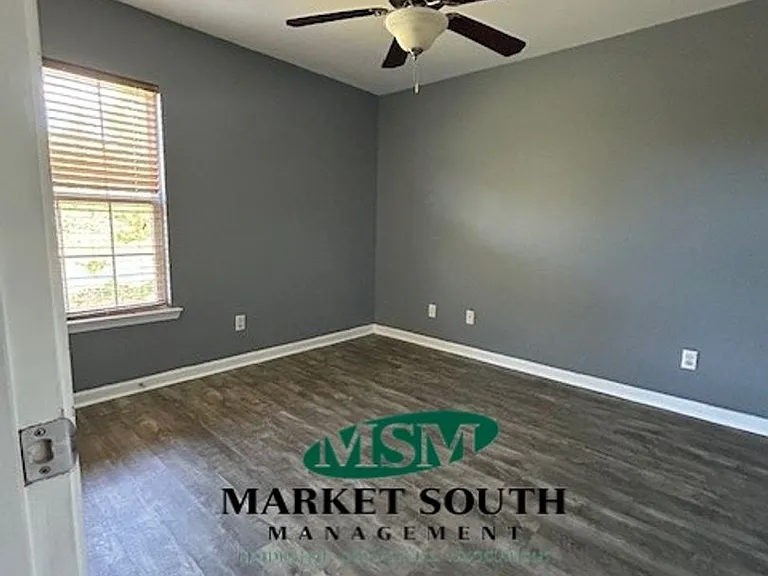 46 Twin Oaks Pl — Photo 18