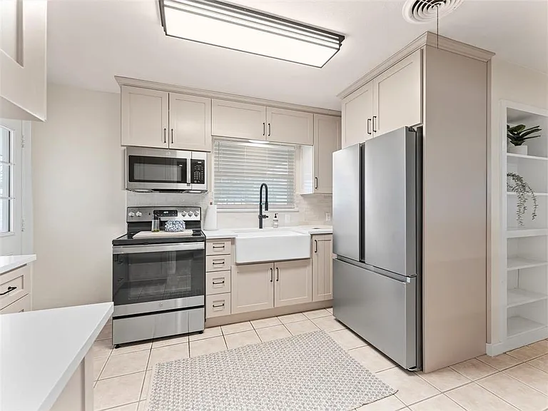 510 Overlook Dr — Photo 6