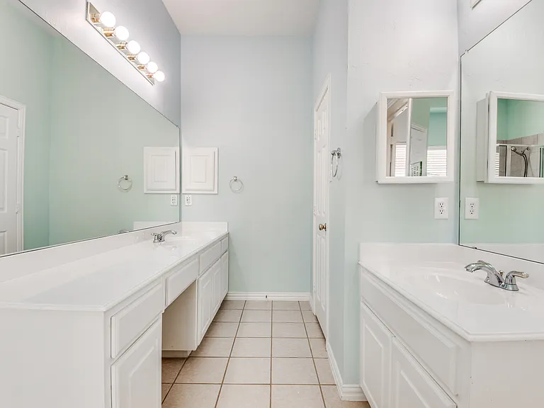 5636 Country View Ln — Photo 19