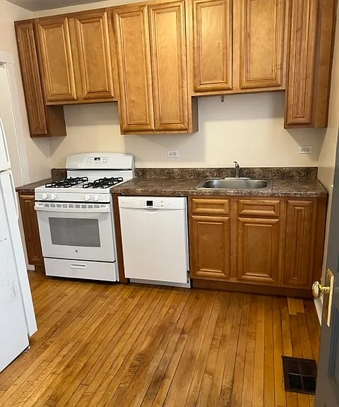 1510 W Rosemont Ave #3N — Photo 5