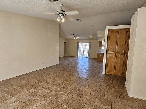 3rd image of 7368 E 25th Pl