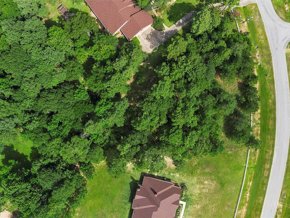 2nd image of 411 Reserve Ridge Dr