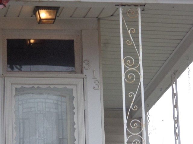 2nd image of 313 N 10th St