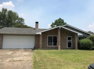 2106 Apple St, Deridder, LA 70634