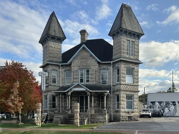 403 W Kirkwood Ave, Bloomington, IN 47404