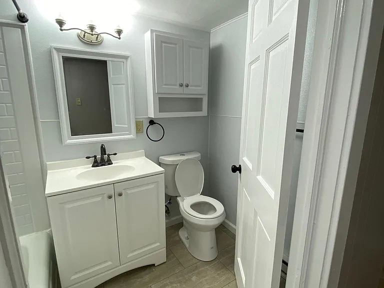 211A N Railroad St — Photo 31