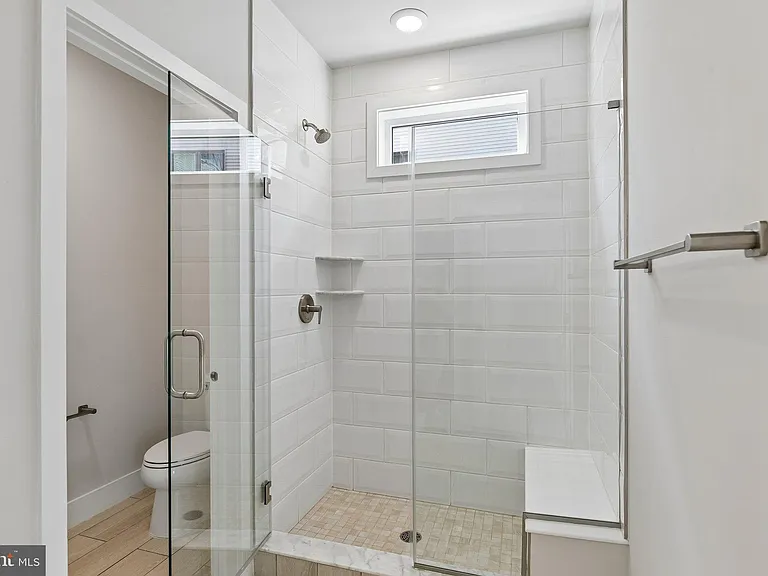 2160 Northbank Pl #166 — Photo 16