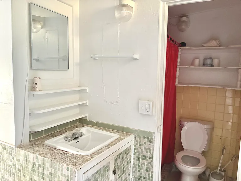7AB-4 Queen St #CH — Photo 9