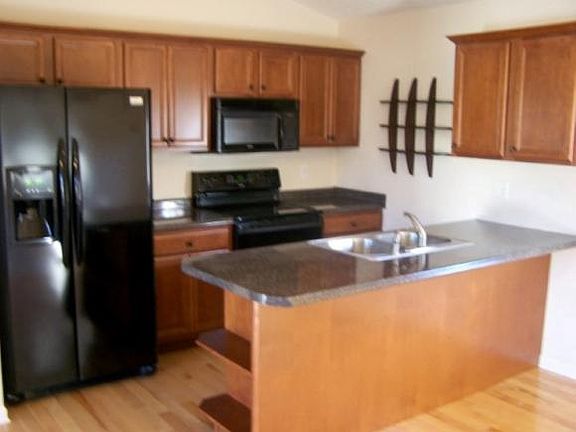 5th image of 1283 Meadow Creek Ln