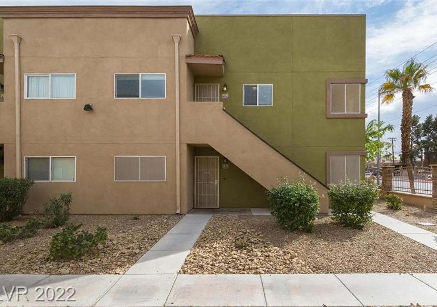 This beautiful 2 Bedroom and 2 Bath Condo in Northwest Vegas! — Photo 1