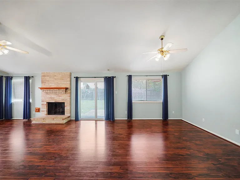 17206 Park Lodge Dr — Photo 5