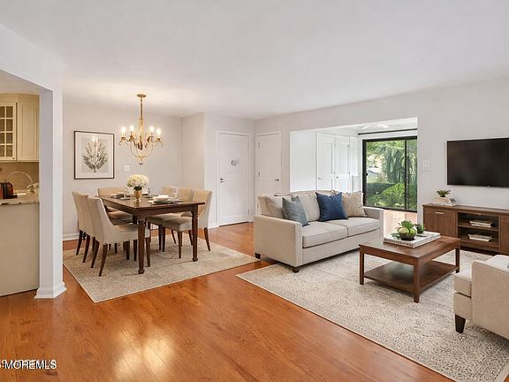 3rd image of 11 Manchester Court