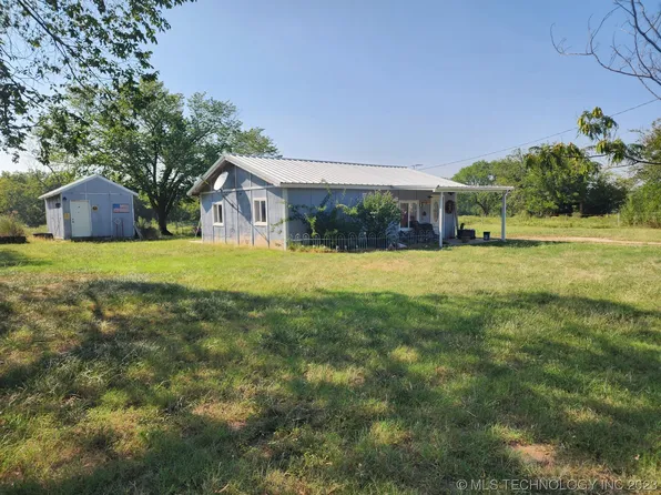 853 E Elm St, Jennings, OK 74038