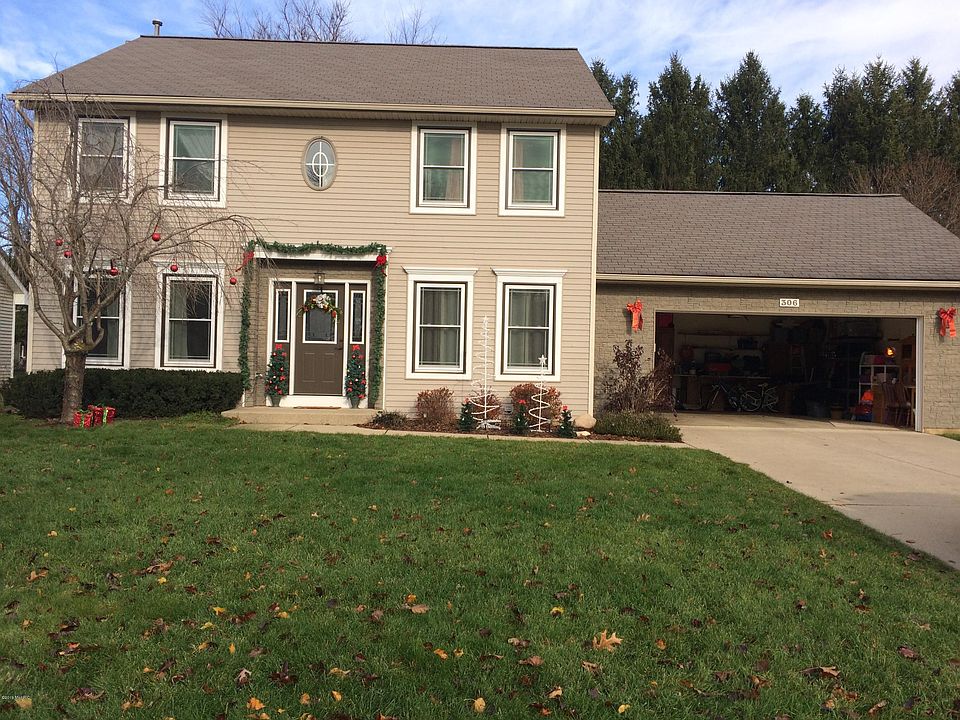 1st image of 306 Parkland Ter